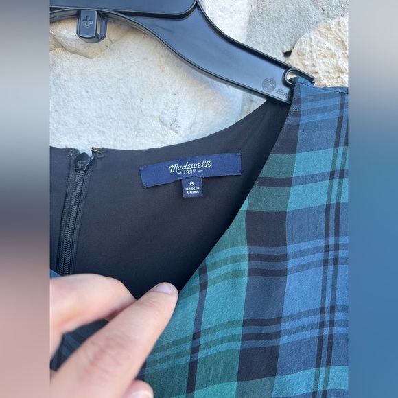 Madewell Plaid Silk Dress Sz 6 Christmas Holiday Party Blue Green Feather Hem - Picture 3 of 7